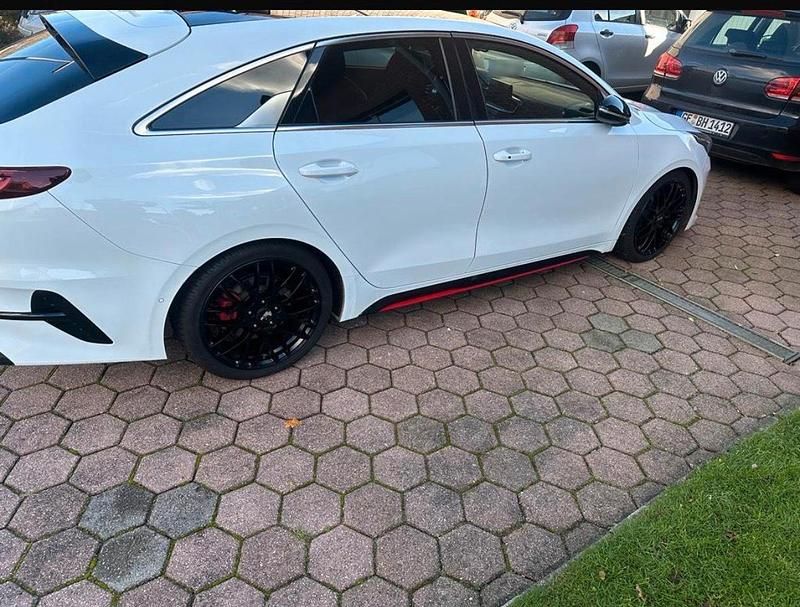 Gebraucht Kia ProCeed GT 204 PS (150 kW) 2019 Weiß Kombi