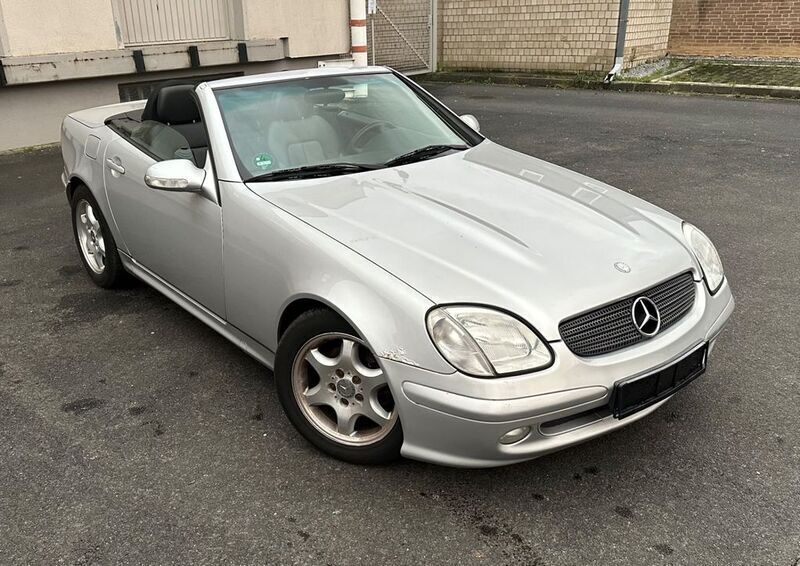 Silber Gebraucht 2001 Mercedes SLK200 Cabrio | 3.900 € (Superpreis) - Bild 1/4