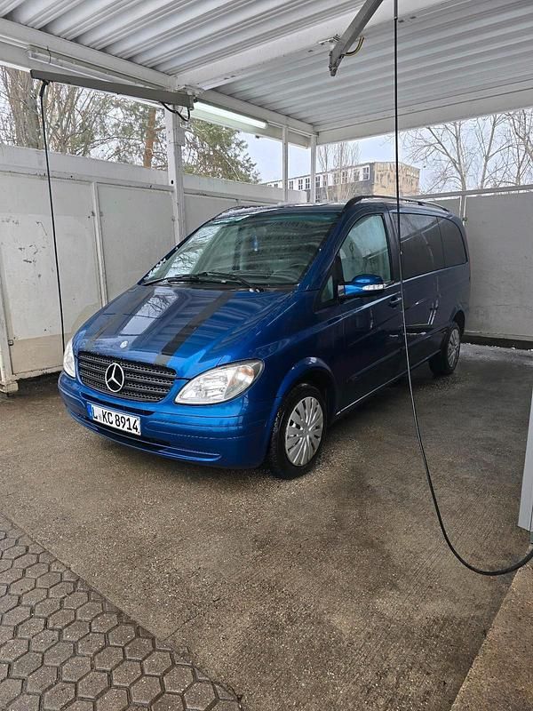 Gebraucht Mercedes Viano 109 PS (80 kW) 2005 Blau Van / Kleinbus