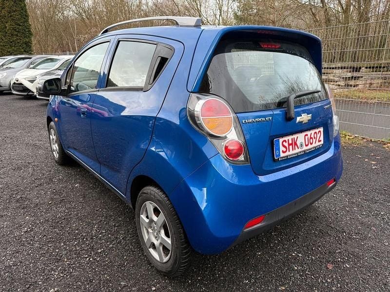 Gebraucht Chevrolet Spark LS 82 PS (60 kW) 2011 Blau Kleinwagen
