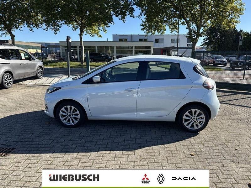 Quarzweiss Gebraucht 2021 Renault Zoe Experience Kleinwagen | 15.490 € (Fairer Preis) - Bild 1/1