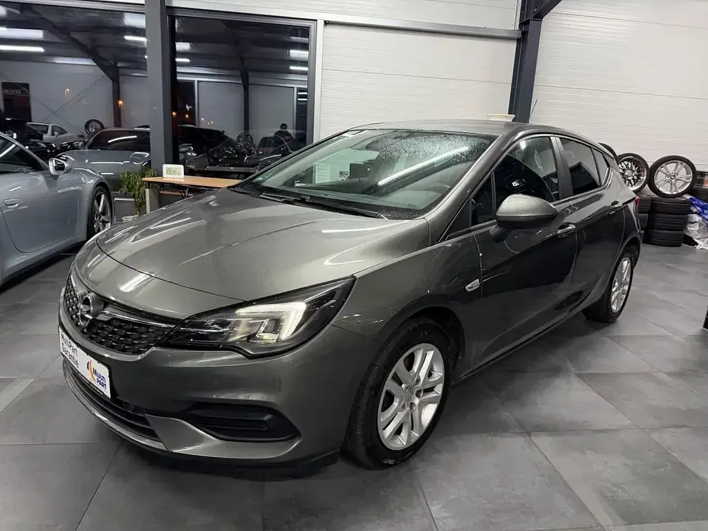 Gebraucht Opel Astra Edition 131 PS (96 kW) 2020 Quarz grau Limousine