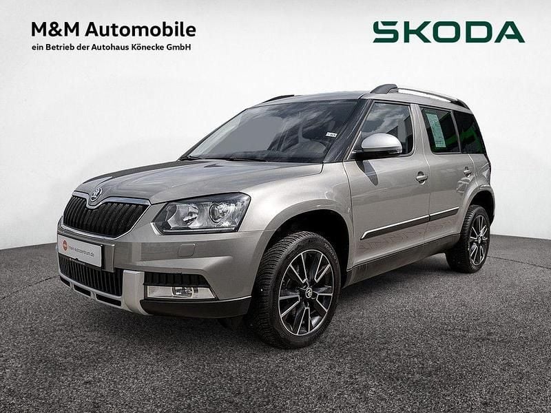 Beige Gebraucht 2016 Skoda Yeti Outdoor Ambition SUV | 17.470 € - Bild 1/4