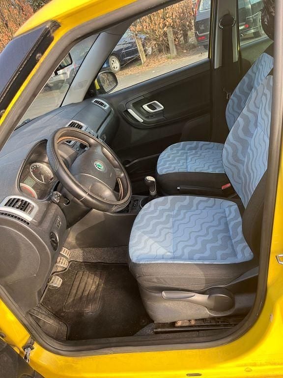 Gebraucht Skoda Fabia 86 PS (63 kW) 2008 Gelb Limousine