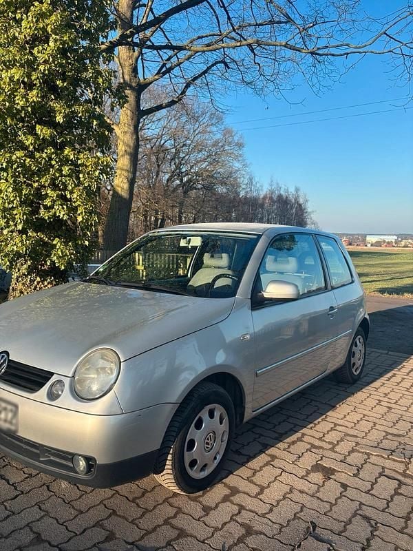 Gebraucht VW Lupo 50 PS (36 kW) 2001 Silber Kleinwagen