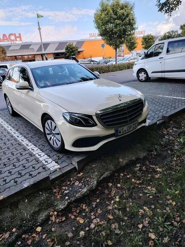 Gebraucht Mercedes E200 160 PS (117 kW) 2019 Kombi