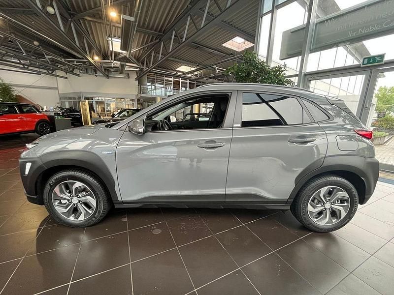 Gebraucht Hyundai Kona Advantage 141 PS (103 kW) 2020 Galaxy grey / mic SUV