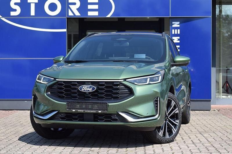 Neu Ford Kuga ST-Line X 182 PS (133 kW) 2026 Bursting green SUV