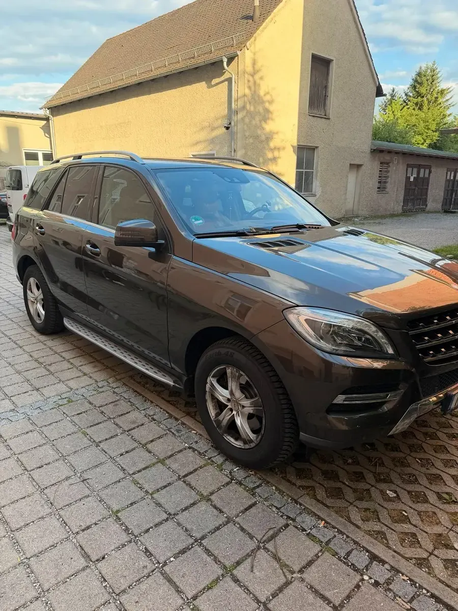 Gebraucht Mercedes ML350 2013 Braun SUV