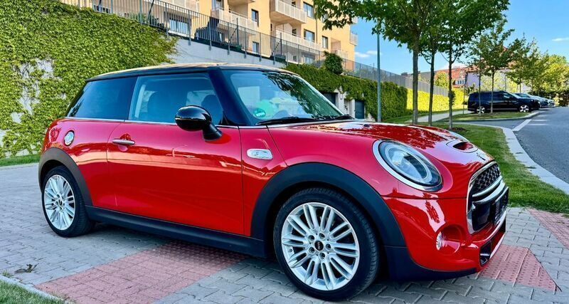 Rot Gebraucht 2019 Mini Cooper SD Kleinwagen | 13.990 € (Fairer Preis) - Bild 1/4