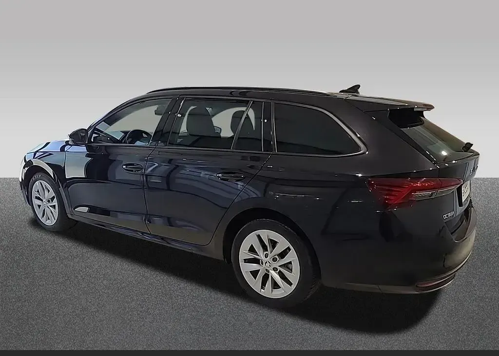 Gebraucht Skoda Octavia Selection 150 PS (110 kW) 2024 Schwarz Kombi