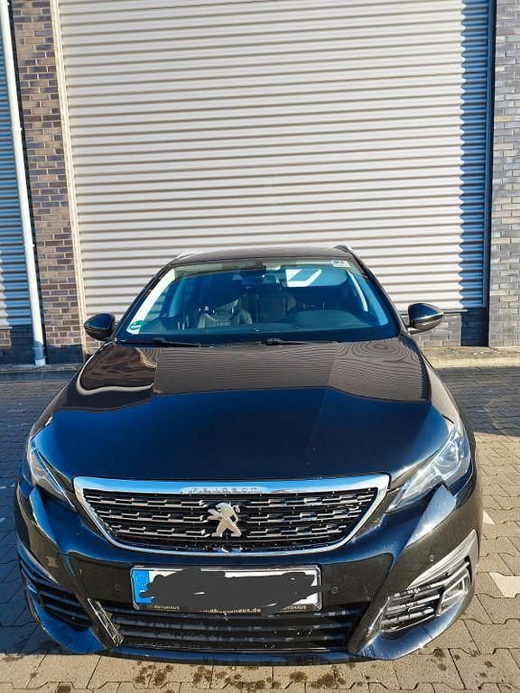 Schwarz Gebraucht 2018 Peugeot 308 SW Allure Kombi | 9.750 € (Guter Preis) - Bild 1/4