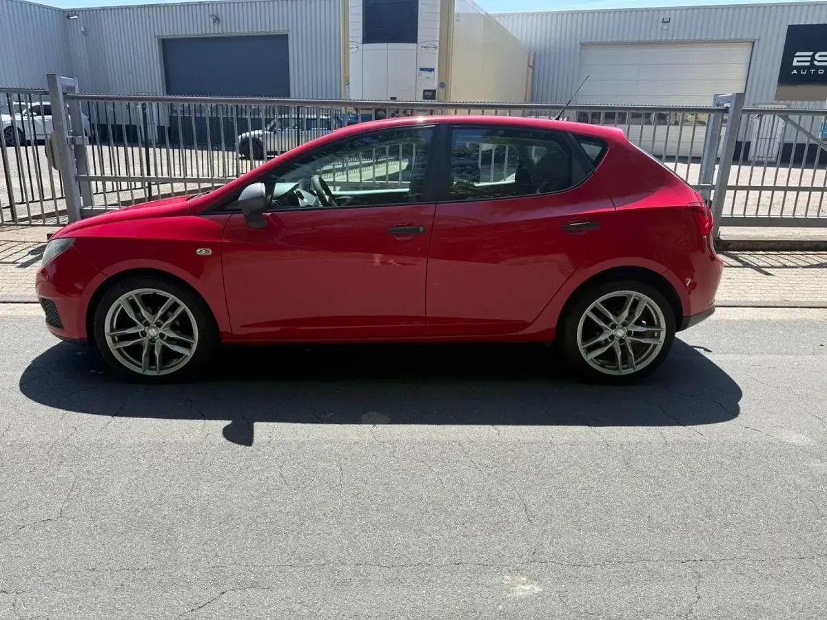 Gebraucht Seat Ibiza 90 PS (66 kW) 2009 Rot Kleinwagen