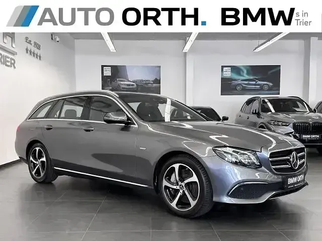 Gebraucht Mercedes E400 Avantgarde 340 PS (250 kW) 2019 Selenitgrau Kombi