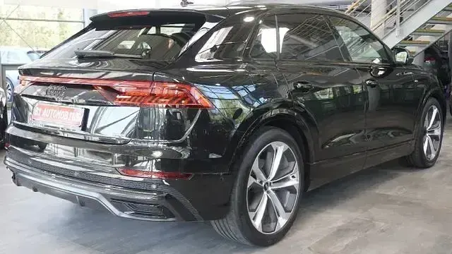 Gebraucht Audi Q8 Competition 286 PS (210 kW) 2023 Schwarz SUV