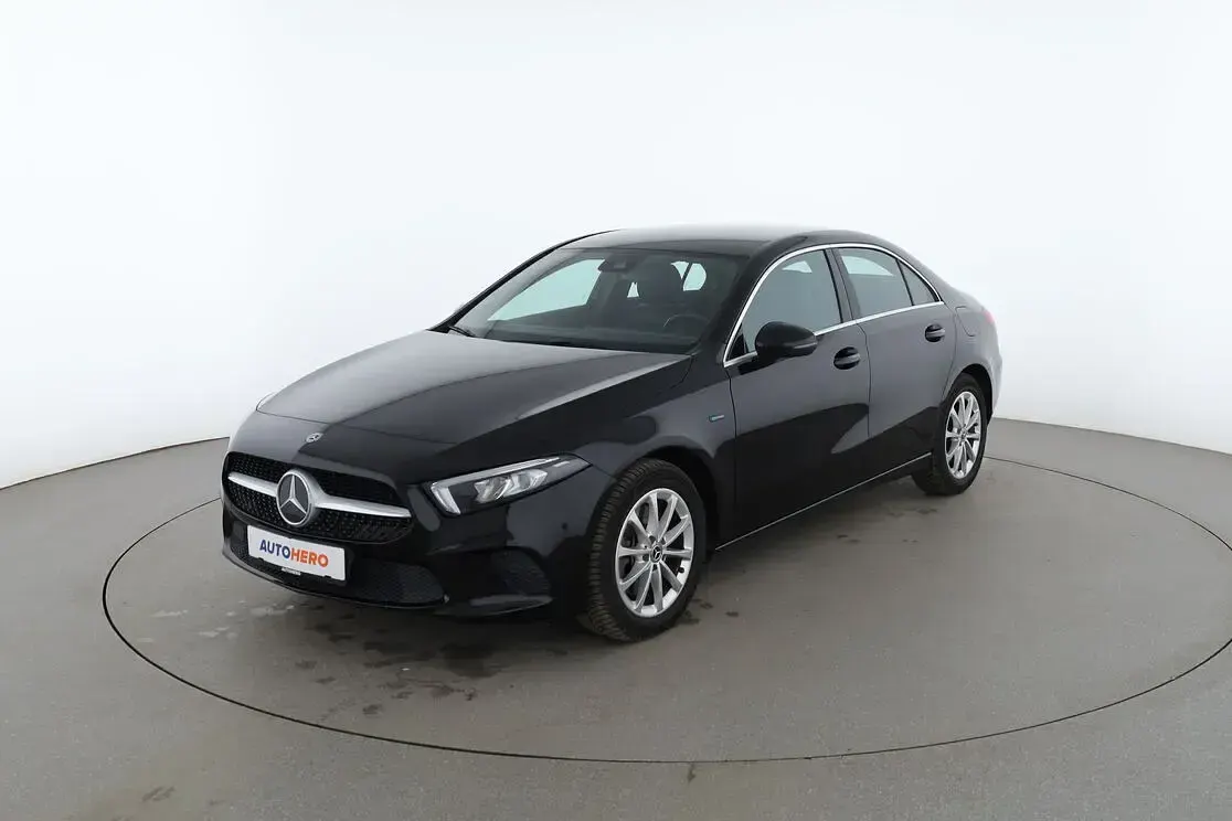 Gebraucht Mercedes A250 Progressive 218 PS (160 kW) 2020 Limousine