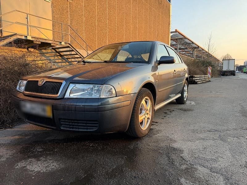 Gebraucht Skoda Octavia 102 PS (75 kW) 2008 Grau Limousine