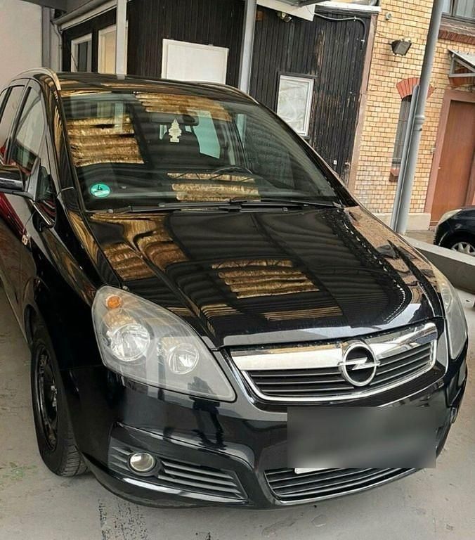 Schwarz Gebraucht 2008 Opel Zafira Van / Kleinbus | 900 € (Superpreis) - Bild 1/4