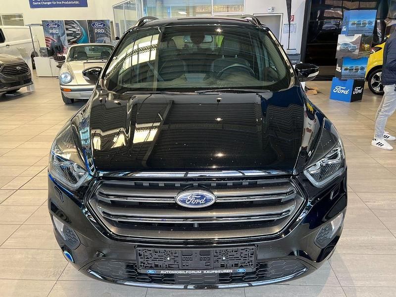 Gebraucht Ford Kuga ST-Line 175 PS (128 kW) 2018 Iridiumschwarz metallic SUV