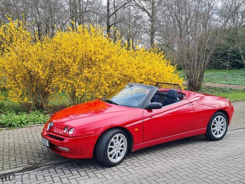 Rot Gebraucht 1999 Alfa Romeo Spider Cabrio | 5.950 € - Bild 1/4