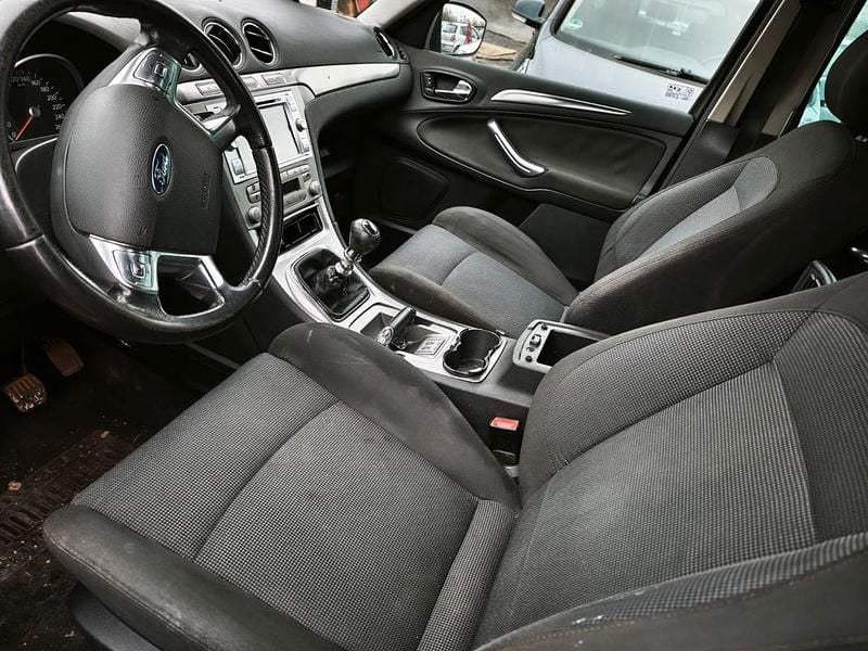 Gebraucht Ford S-MAX Trend 220 PS (161 kW) 2006 Silber Van / Kleinbus