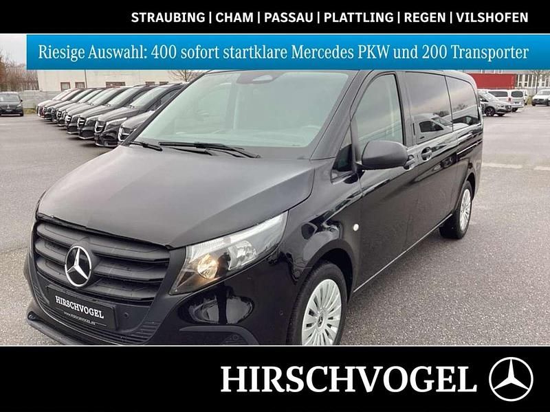 Obsidianschwarz metallic Gebraucht 2024 Mercedes Vito Van | 45.101 € (Teuer) - Bild 1/4