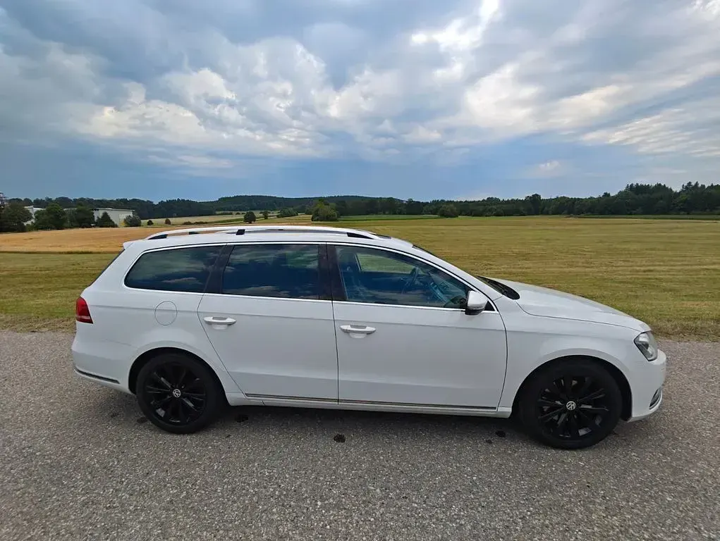Gebraucht VW Passat Highline 160 PS (117 kW) 2012 Weiß Kombi