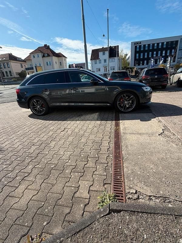 Gebraucht Audi A4 S-Line 190 PS (139 kW) 2016 Grau Kombi