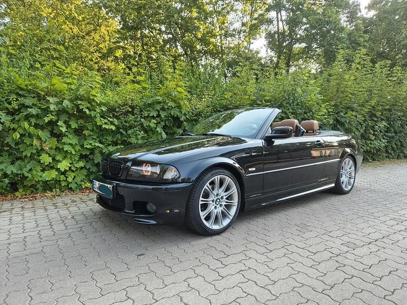 Schwarz Gebraucht 2002 BMW 320 Cabriolet M Sport Cabrio | 14.990 € (Teuer) - Bild 1/4