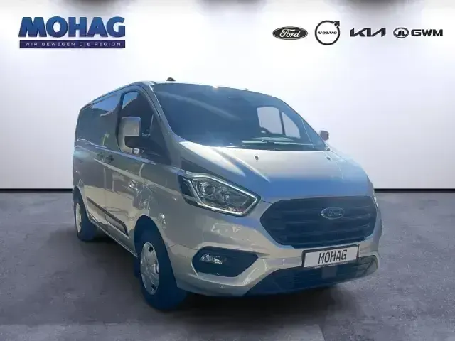 Używany Ford Transit Custom Trend 131 KM (96 kW) 2021 Srebrny Van