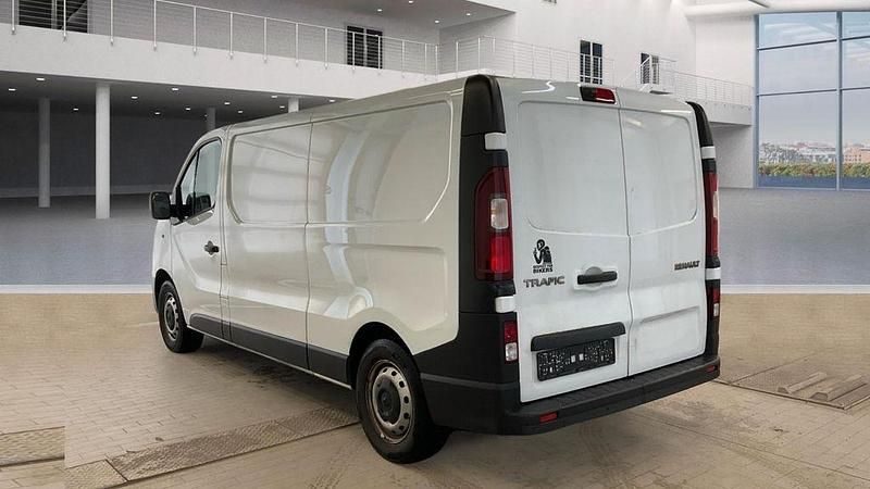 Gebraucht Renault Trafic Komfort 120 PS (88 kW) 2021 Weiß Van / Kleinbus