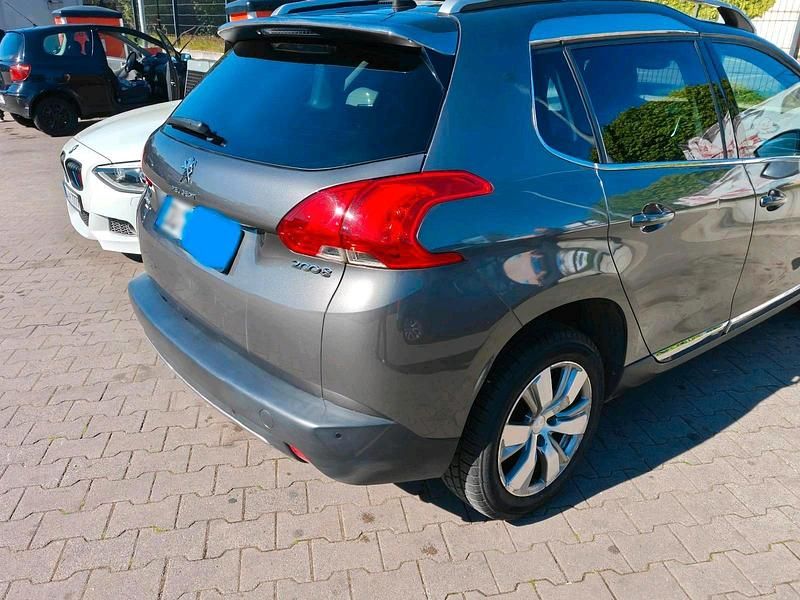 Gebraucht Peugeot 2008 110 PS (80 kW) 2016 Grau SUV