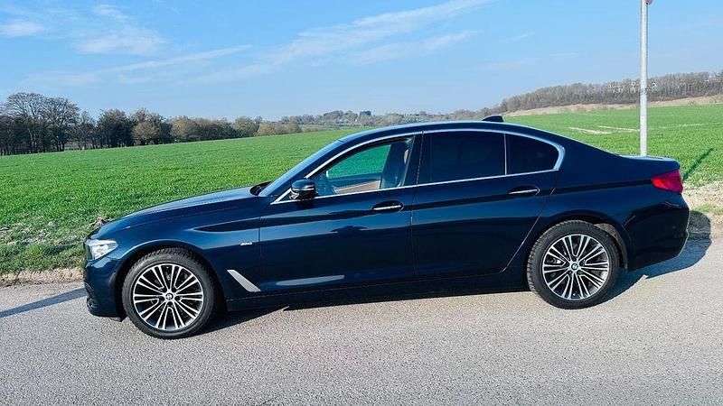 Gebraucht BMW 520 190 PS (139 kW) 2017 Blau Limousine