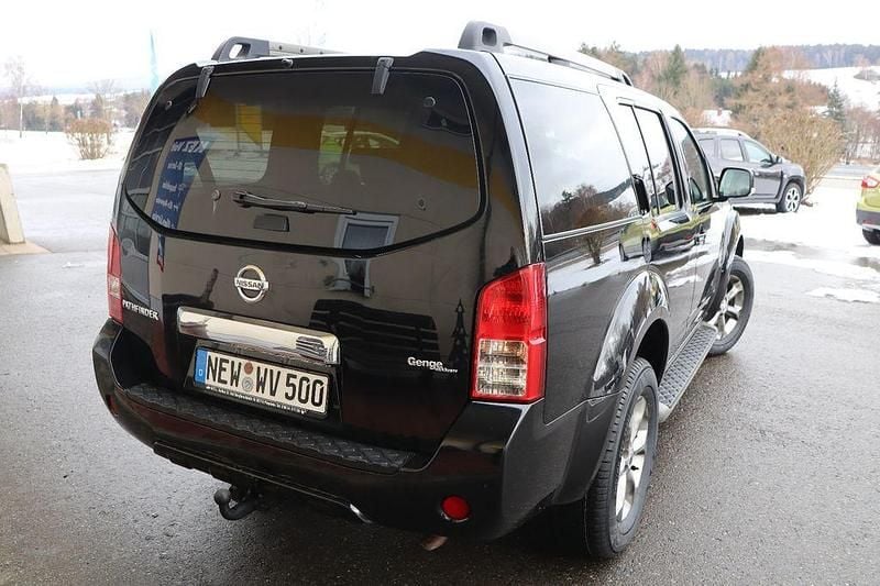 Gebraucht Nissan Pathfinder SE 190 PS (139 kW) 2013 Schwarz SUV