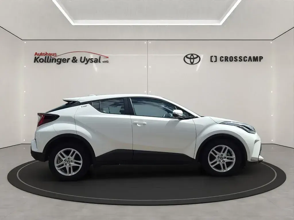 Gebraucht Toyota C-HR 98 PS (72 kW) 2023 Weiß SUV