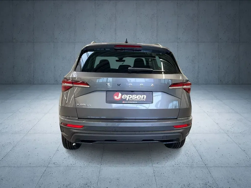 Gebraucht Skoda Karoq 150 PS (110 kW) 2026 Grau SUV