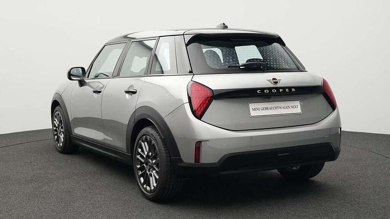 Usata Mini Cooper Classic 156 CV (114 kW) 2024 Grigio Utilitaria