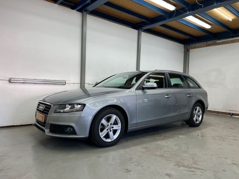 Grau Gebraucht 2010 Audi A4 Attraction Kombi | 9.999 € (Fairer Preis) - Bild 1/4