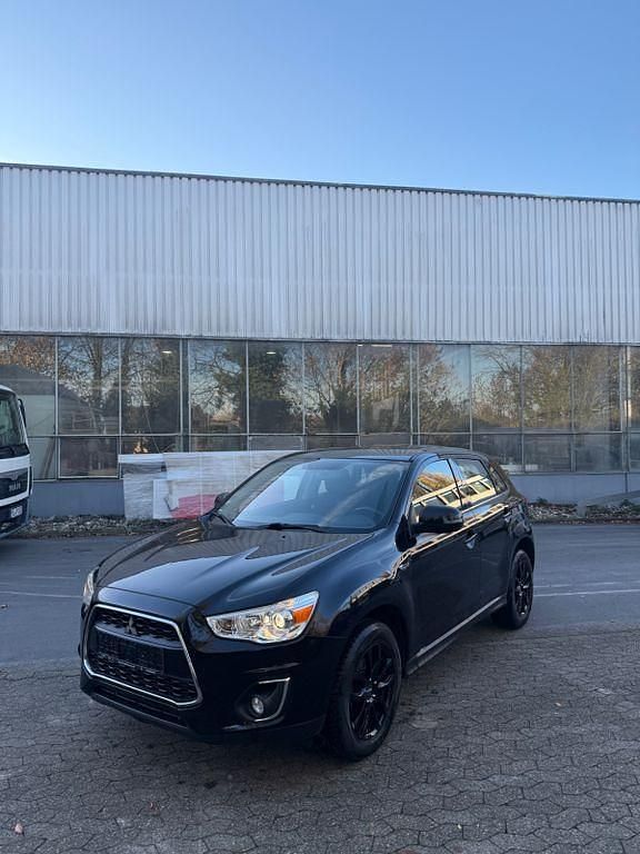 Schwarz Gebraucht 2015 Mitsubishi ASX SUV | 5.950 € (Guter Preis) - Bild 1/4