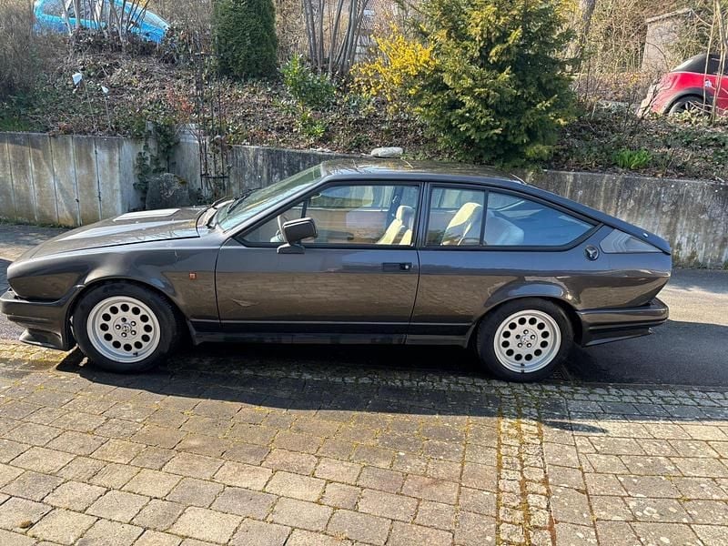 Gebraucht Alfa Romeo GTV 192 PS (141 kW) 1982 Grau Coupé