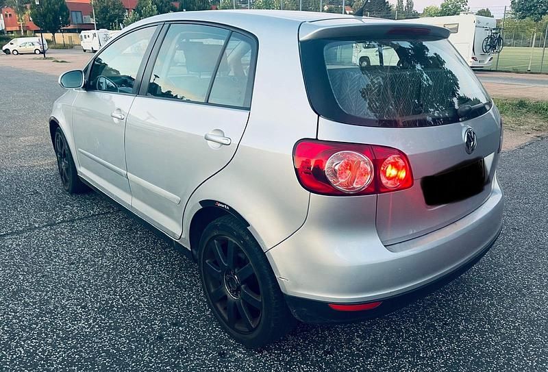 Silber Gebraucht 2006 VW Golf Plus Van / Kleinbus | 3.750 € (Guter Preis) - Bild 1/4
