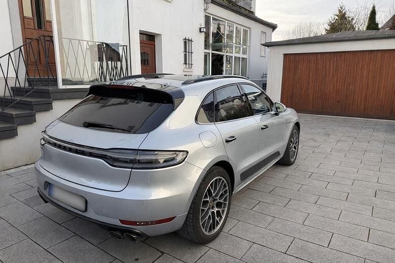 Silber Gebraucht 2020 Porsche Macan GTS SUV | 48.000 € (Guter Preis) - Bild 1/4