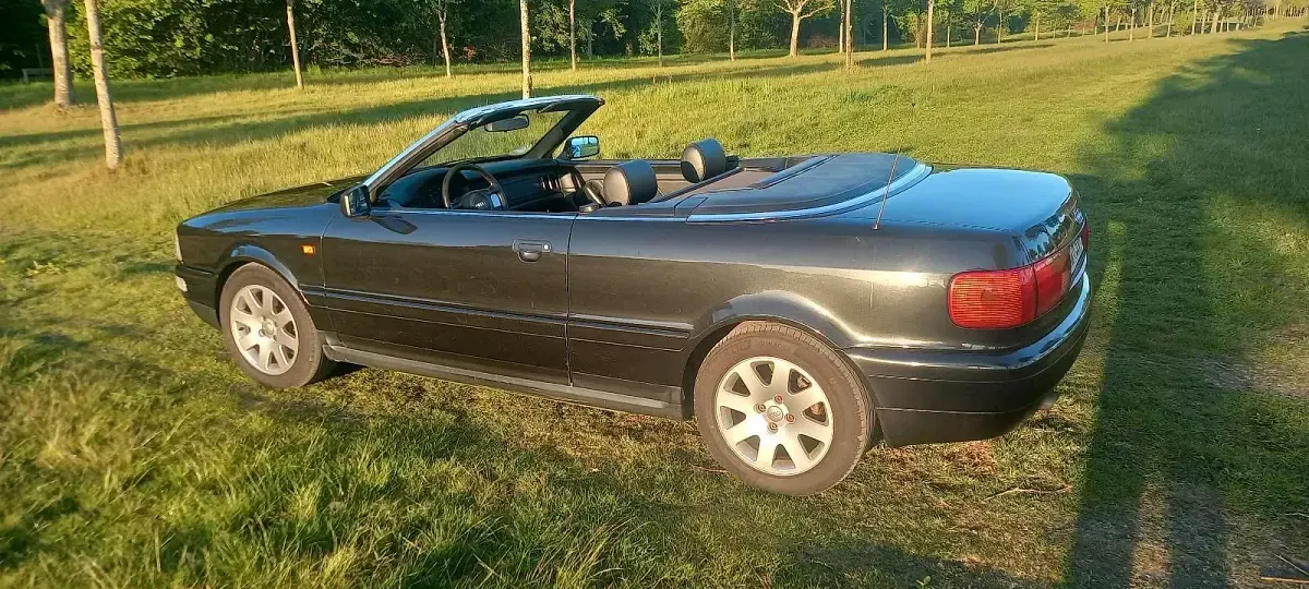 Gebraucht Audi 80 125 PS (91 kW) 1998 Schwarz Cabrio