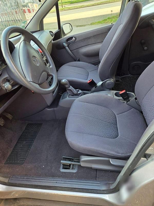 Gebraucht Mercedes A140 Classic 82 PS (60 kW) 2000 Silber Kleinwagen