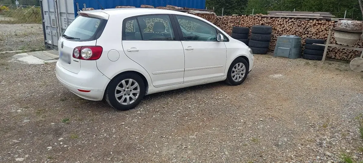 Gebraucht VW Golf VI 105 PS (77 kW) 2008 Weiß Kleinwagen