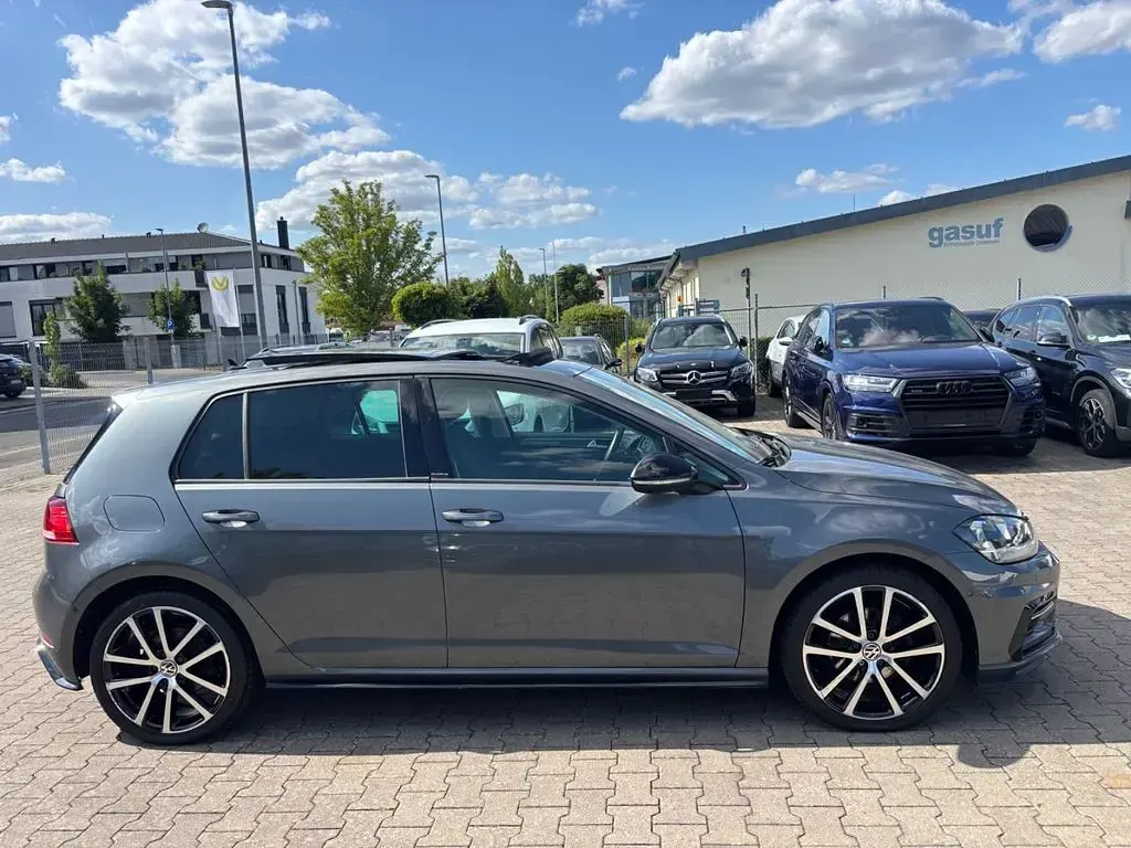 Gebraucht VW Golf VII IQ Drive 150 PS (110 kW) 2019 Grau Limousine