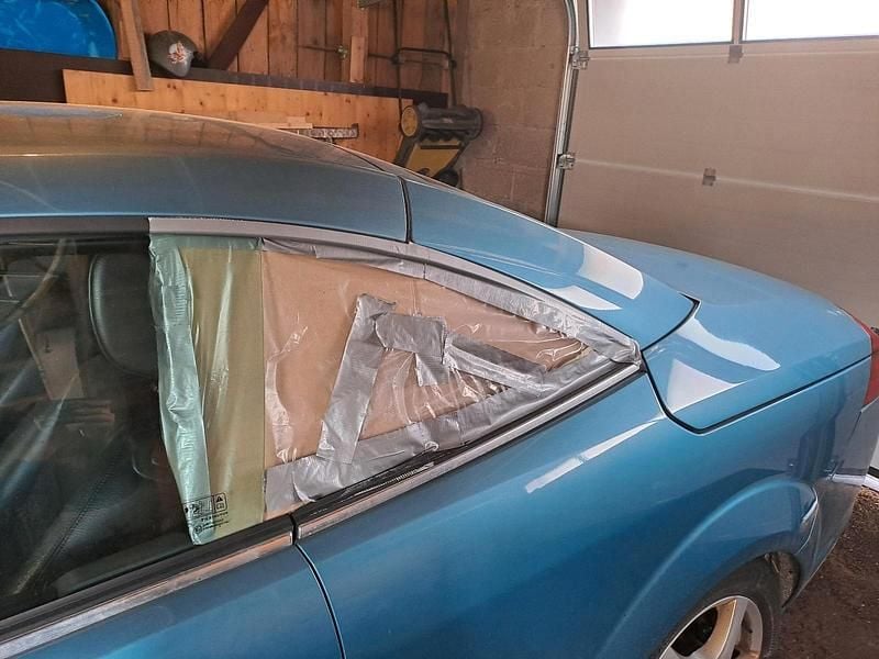 Gebraucht Ford Focus Cabriolet 145 PS (106 kW) 2009 Blau Cabrio