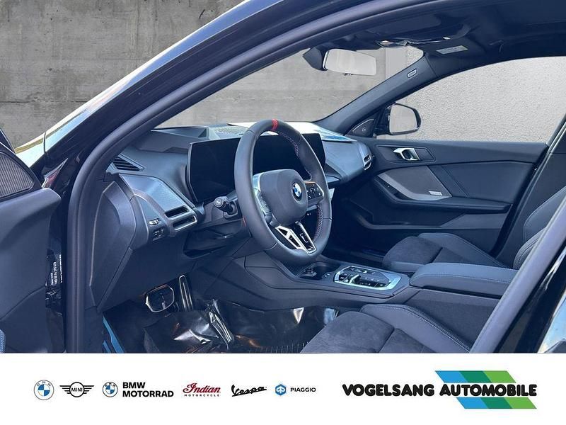 Gebraucht BMW M135 Shadowline 300 PS (220 kW) 2024 Black sapphire metallic Kleinwagen