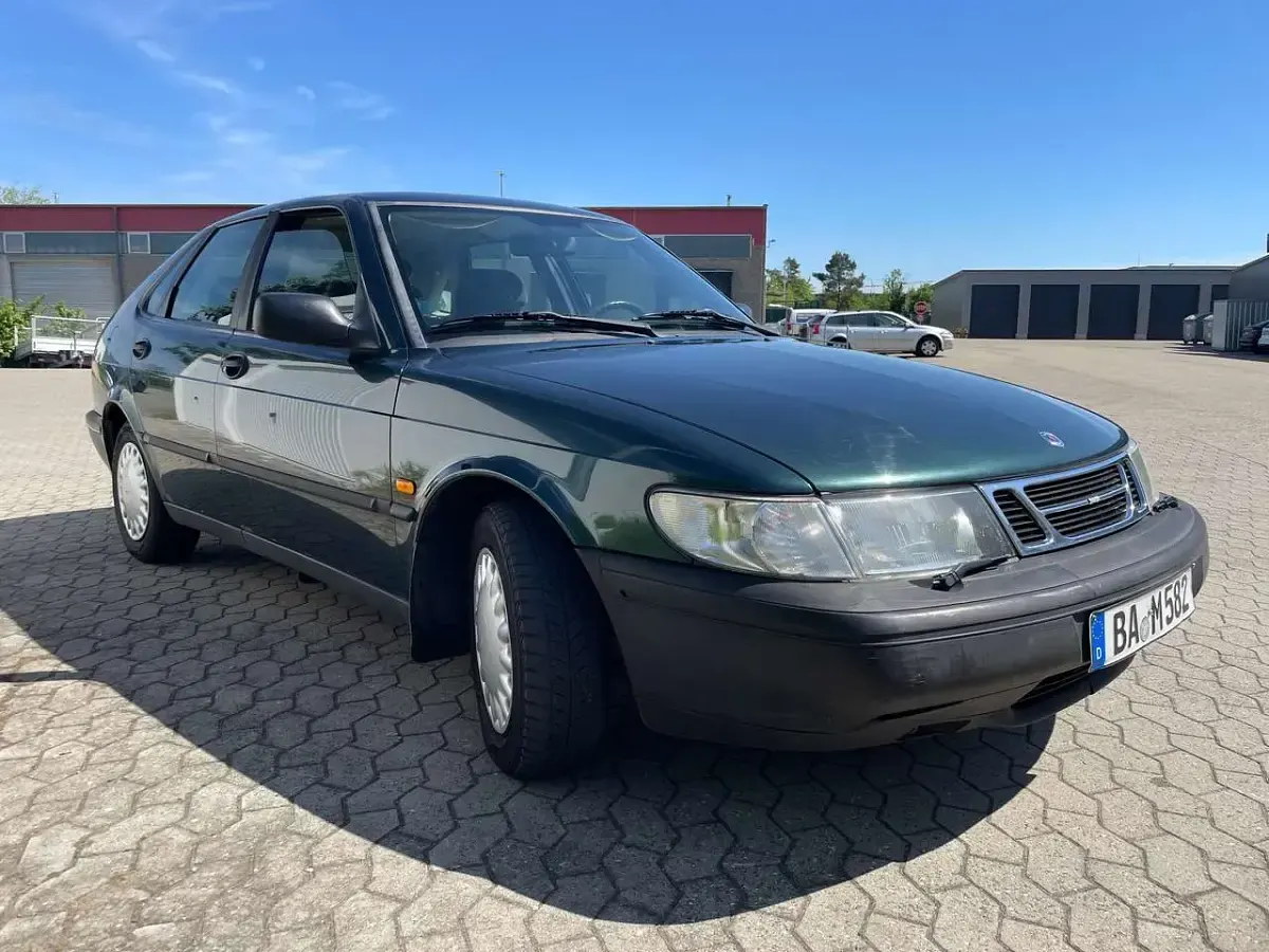 Gebraucht Saab 900 133 PS (97 kW) 1993 Grün Limousine