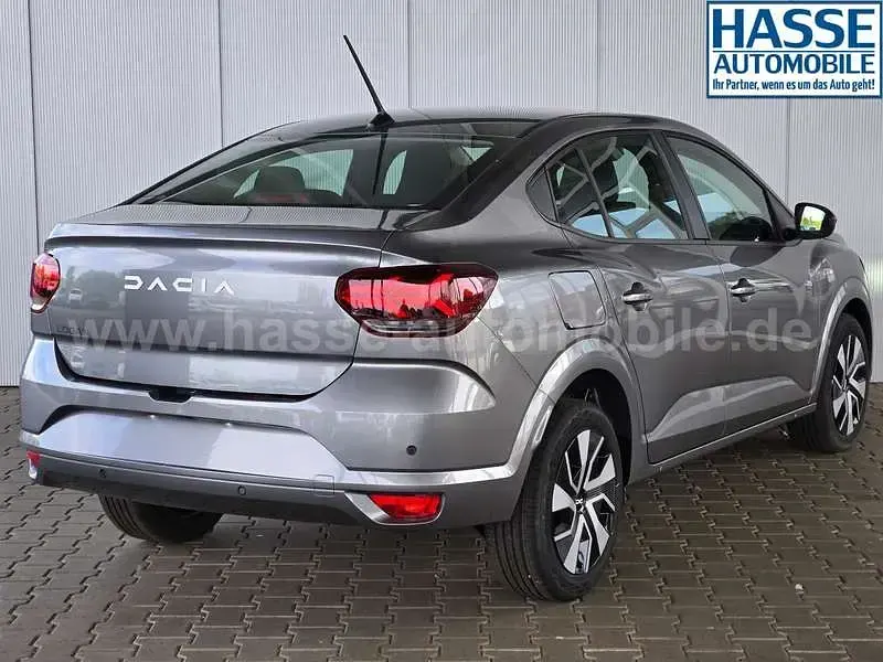 Gebraucht Dacia Logan Expression 91 PS (66 kW) 2024 Grau Limousine